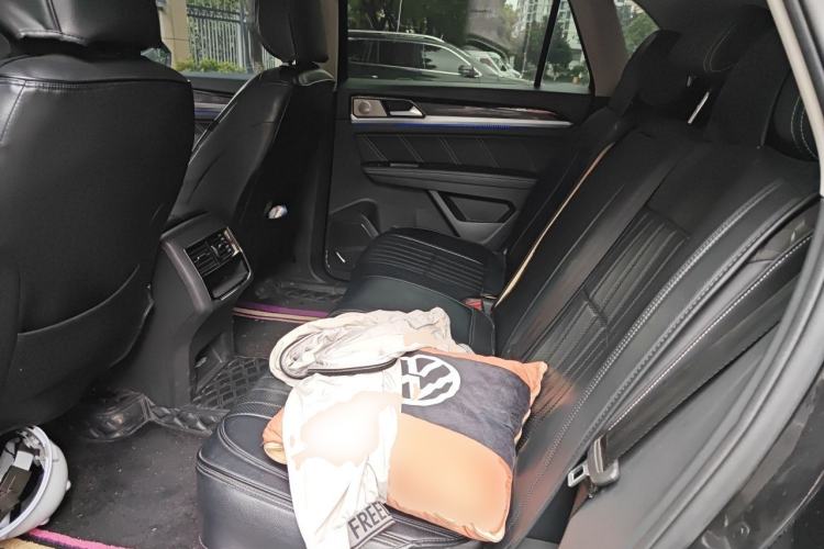Used Volkswagen Teramont X 2020 330TSI Two-Wheel-Drive Luxury Edition Left Rear Seat