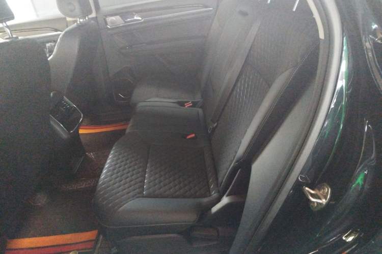 Used Volkswagen Teramont X 2020 Facelifted 330TSI Two-Wheel-Drive Luxury Edition Left Rear Seat