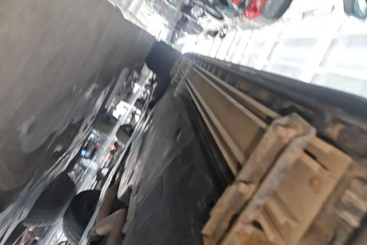 Used Volkswagen Teramont X 2020 Facelifted 330TSI Two-Wheel-Drive Luxury Edition Left Side Sill