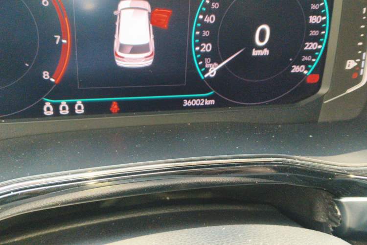 Used Volkswagen Teramont X 2020 330TSI Two-Wheel-Drive Prestige Luxury Edition Odometer Close Up
