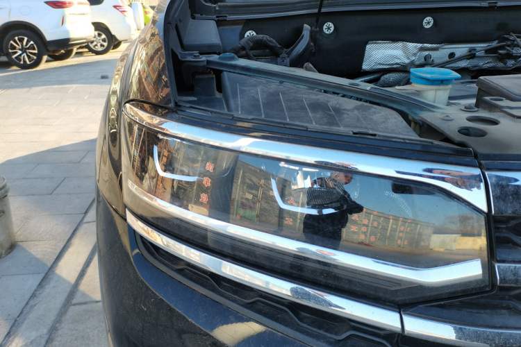Used Volkswagen Teramont X 2020 330TSI Two-Wheel-Drive Prestige Luxury Edition Right Front Headlight