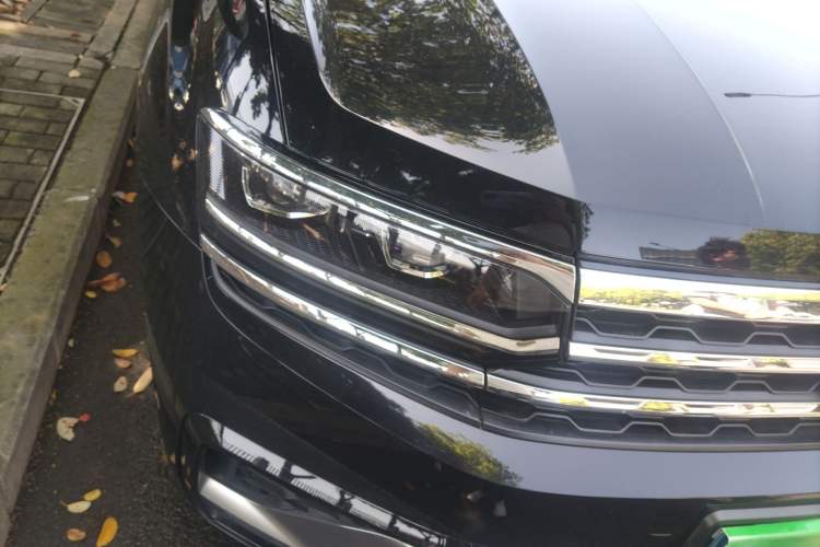 Used Volkswagen Teramont X 2020 Facelift 380TSI Four-Wheel Drive Luxury Edition Right Front Headlight