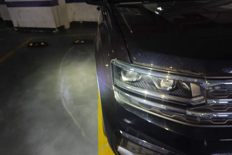 Used Volkswagen Teramont X 2020 330TSI Two-Wheel-Drive Prestige Luxury Edition Right Front Headlight