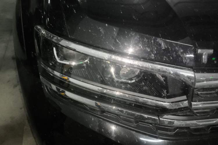 Used Volkswagen Teramont X 2020 Facelifted 330TSI Two-Wheel-Drive Luxury Edition Right Front Headlight