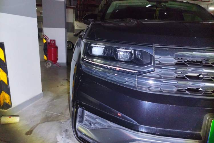 Used Volkswagen Teramont X 2020 380TSI Four-Wheel Drive Prestige Luxury Edition Right Front Headlight