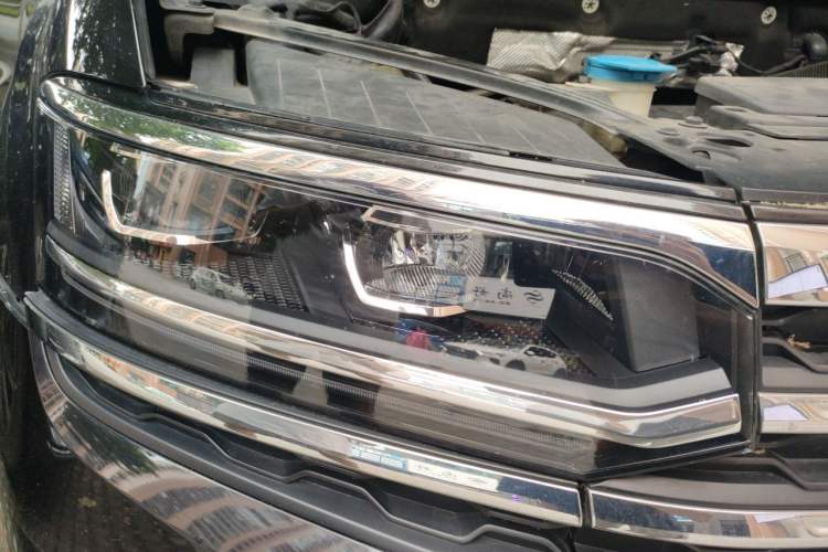 Used Volkswagen Teramont X 2020 380TSI Four-Wheel Drive Luxury Edition Right Front Headlight