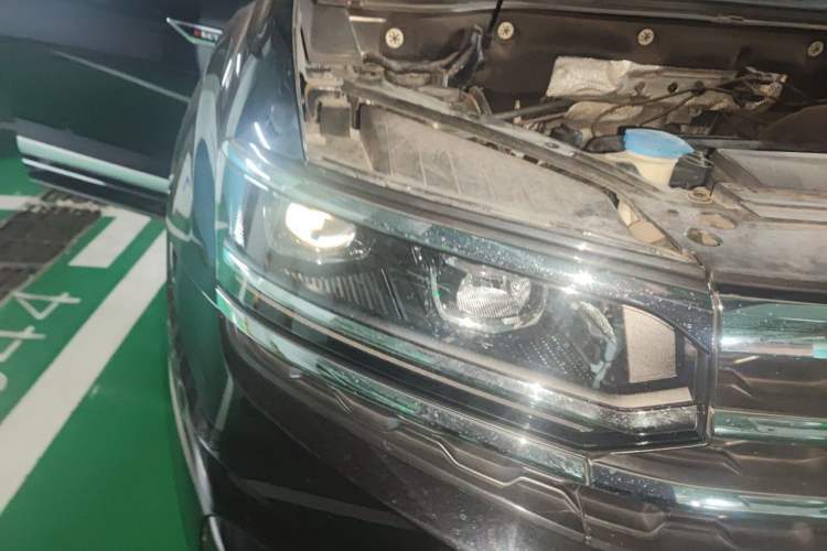 Used Volkswagen Teramont X 2020 380TSI Four-Wheel Drive Luxury Edition Right Front Headlight