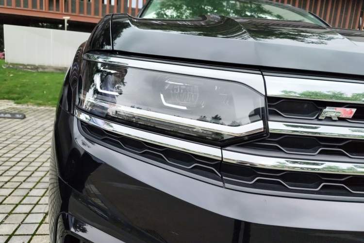 Used Volkswagen Teramont X 2020 380TSI Four-Wheel Drive Prestige Luxury Edition Right Front Headlight