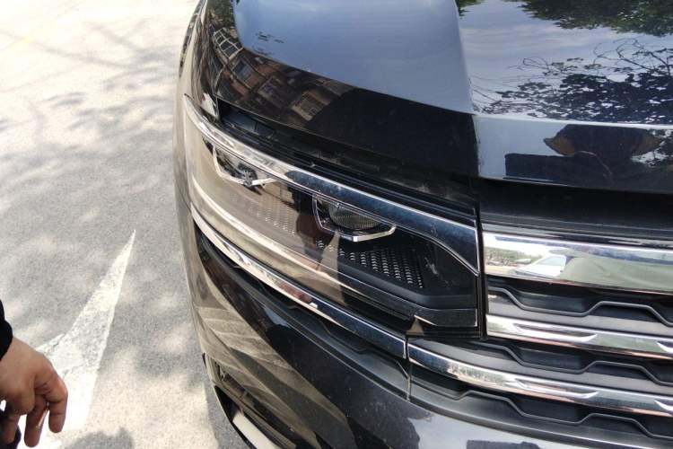 Used Volkswagen Teramont X 2020 Facelift 380TSI Four-Wheel Drive Luxury Edition Right Front Headlight