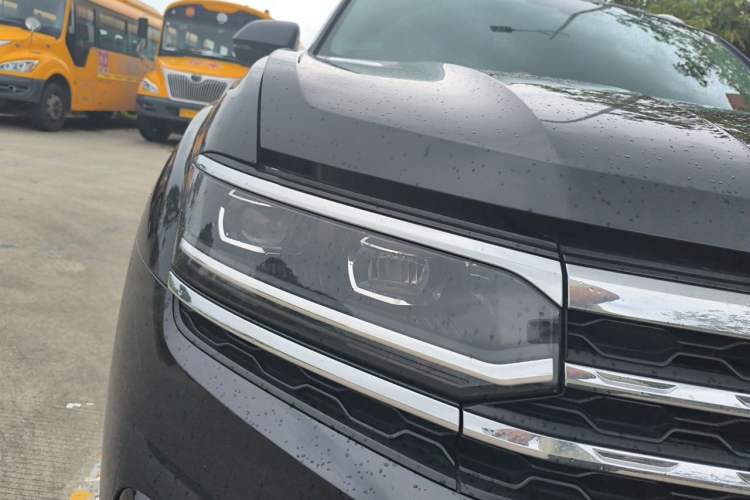Used Volkswagen Teramont X 2020 Facelift 380TSI Four-Wheel Drive Luxury Edition Right Front Headlight