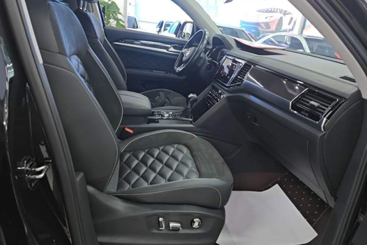Used Volkswagen Teramont X 2020 Revised Version 380TSI Four-Wheel Drive Prestige Luxury Edition Right Front Seat