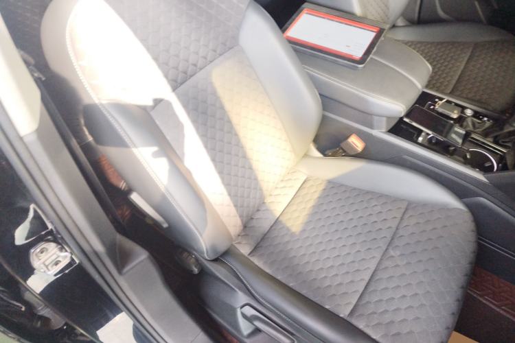 Used Volkswagen Teramont X 2020 Facelifted 330TSI Two-Wheel-Drive Luxury Edition Right Front Seat