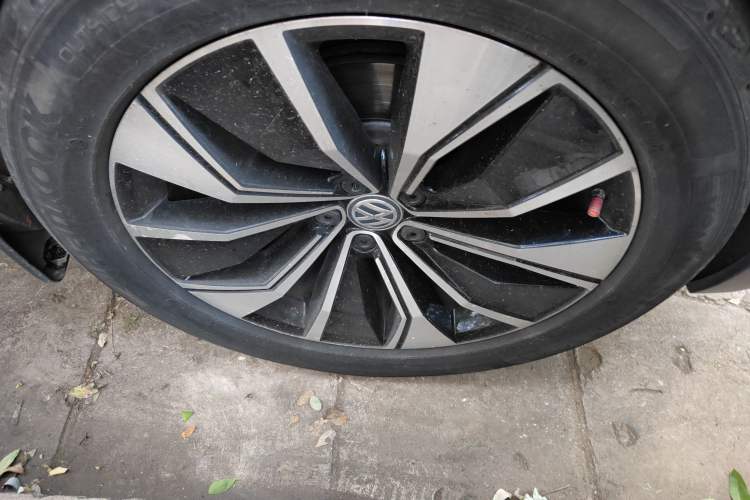 Used Volkswagen Teramont X 2020 380TSI Four-Wheel Drive Luxury Edition Right Front Wheel Hub