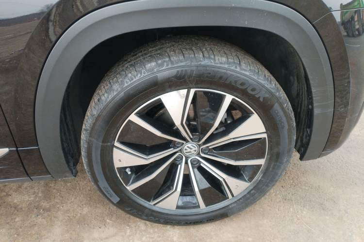 Used Volkswagen Teramont X 2020 380TSI Four-Wheel Drive Prestige Luxury Edition Right Front Wheel Hub