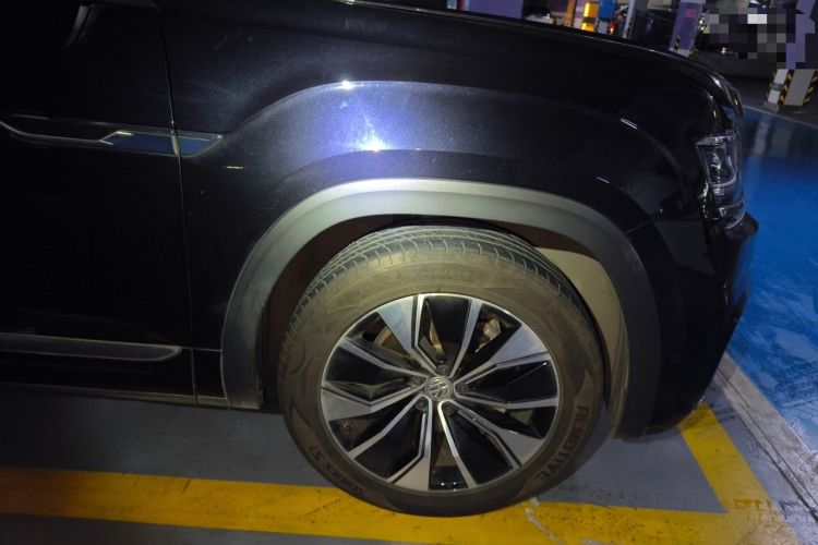 Used Volkswagen Teramont X 2020 330TSI Two-Wheel-Drive Prestige Luxury Edition Right Front Wheel Hub