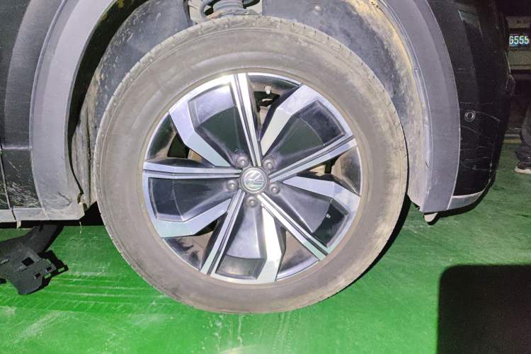 Used Volkswagen Teramont X 2020 380TSI Four-Wheel Drive Luxury Edition Right Front Wheel Hub