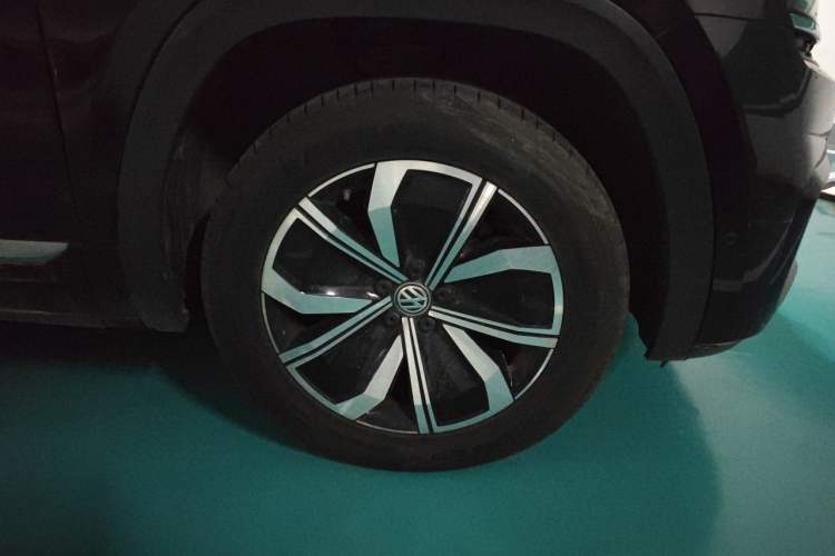 Used Volkswagen Teramont X 2020 380TSI Four-Wheel Drive Luxury Edition Right Front Wheel Hub