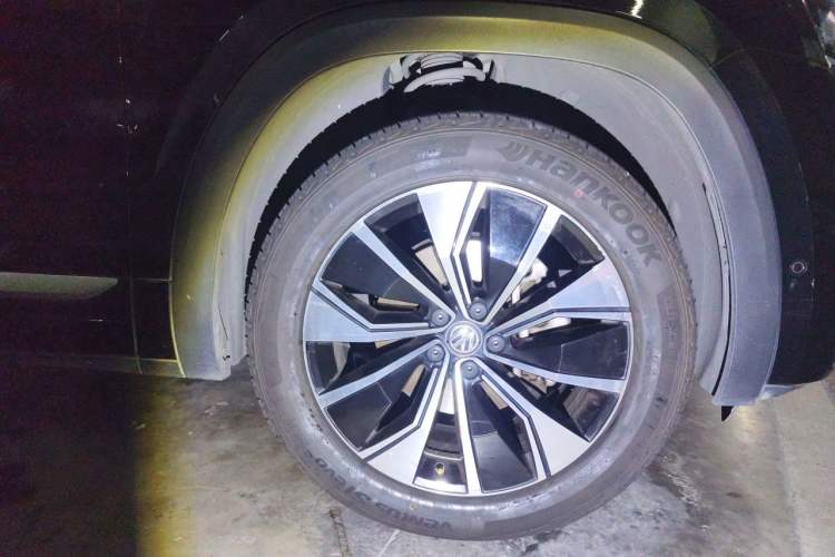 Used Volkswagen Teramont X 2020 380TSI Four-Wheel Drive Prestige Luxury Edition Right Front Wheel Hub
