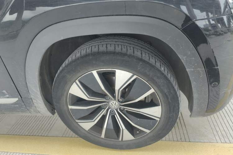 Used Volkswagen Teramont X 2020 380TSI Four-Wheel Drive Prestige Luxury Edition Right Front Wheel Hub