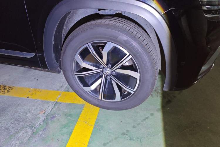 Used Volkswagen Teramont X 2020 380TSI Four-Wheel Drive Luxury Edition Right Front Wheel Hub