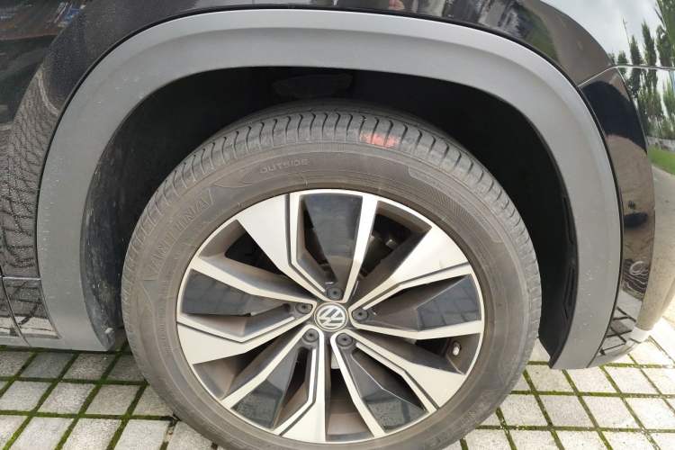 Used Volkswagen Teramont X 2020 380TSI Four-Wheel Drive Prestige Luxury Edition Right Front Wheel Hub
