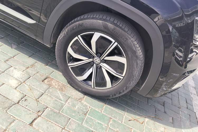 Used Volkswagen Teramont X 2020 380TSI Four-Wheel Drive Luxury Edition Right Front Wheel Hub
