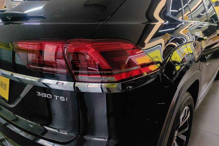 Used Volkswagen Teramont X 2020 Facelift 380TSI Four-Wheel Drive Luxury Edition Right Rear Taillight