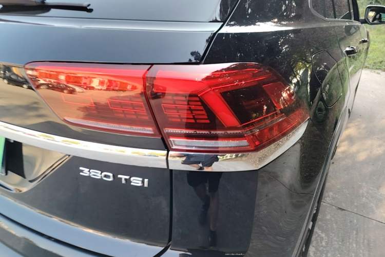 Used Volkswagen Teramont X 2020 330TSI Two-Wheel-Drive Luxury Edition Right Rear Taillight