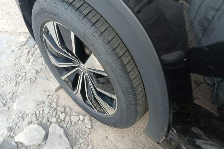 Used Volkswagen Teramont X 2020 330TSI Two-Wheel-Drive Prestige Luxury Edition Right Rear Wheel Hub