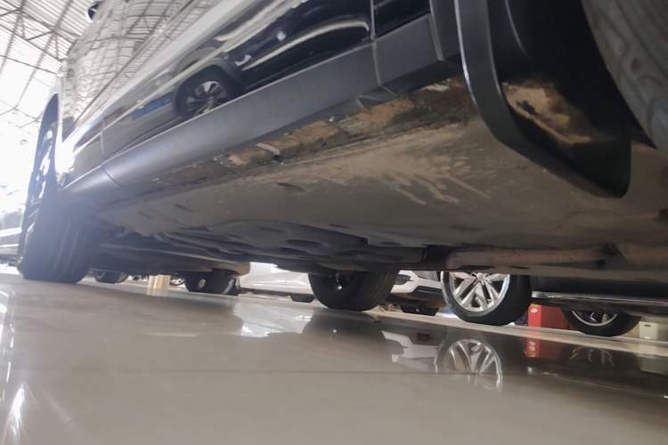 Used Volkswagen Teramont X 2020 380TSI Four-Wheel Drive Prestige Luxury Edition Right Side Sill