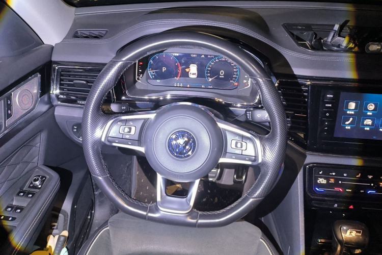 Used Volkswagen Teramont X 2020 Revised Version 380TSI Four-Wheel Drive Prestige Luxury Edition Steering Wheel