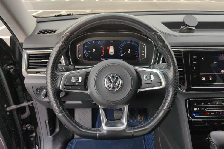 Used Volkswagen Teramont X 2020 Revised Version 330TSI Two-Wheel Drive Prestige Luxury Edition Steering Wheel
