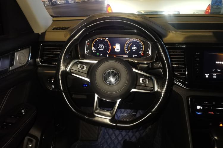 Used Volkswagen Teramont X 2020 330TSI Two-Wheel-Drive Luxury Edition Steering Wheel