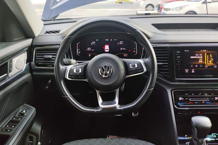 Used Volkswagen Teramont X 2020 Facelift 380TSI Four-Wheel Drive Luxury Edition Steering Wheel