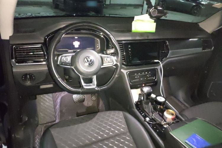 Used Volkswagen Teramont X 2020 Facelifted 330TSI Two-Wheel-Drive Luxury Edition Steering Wheel
