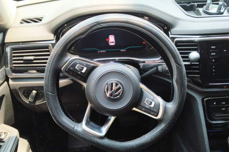 Used Volkswagen Teramont X 2020 330TSI Two-Wheel-Drive Prestige Luxury Edition Steering Wheel