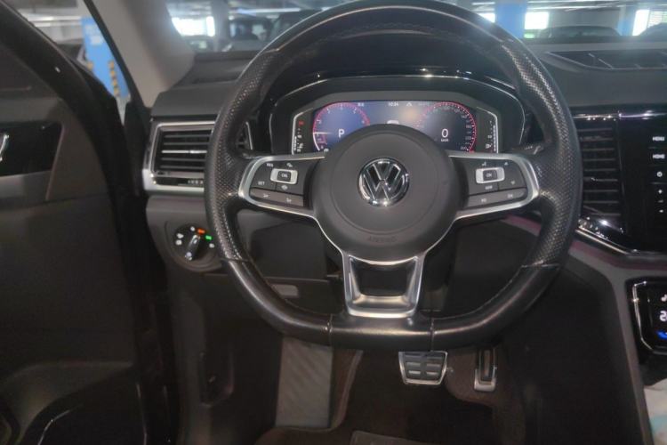 Used Volkswagen Teramont X 2020 Revised Version 380TSI Four-Wheel Drive Prestige Luxury Edition Steering Wheel