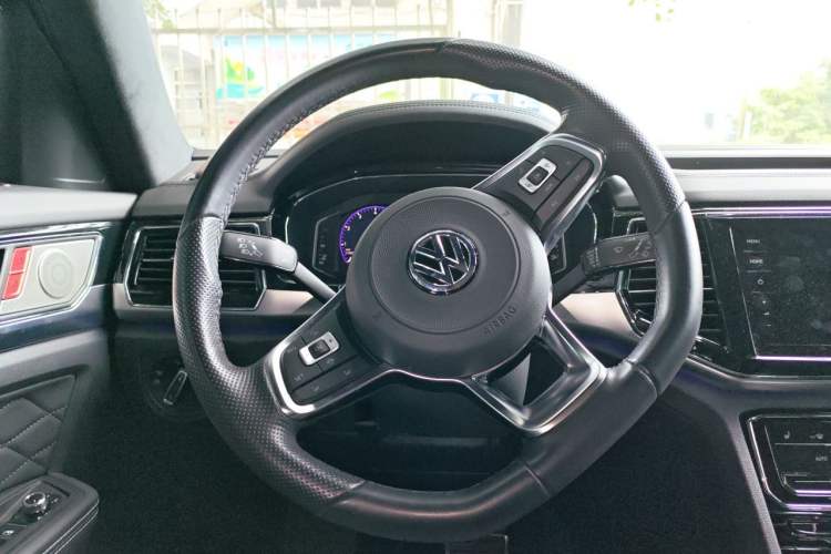 Used Volkswagen Teramont X 2020 Revised Version 530 V6 Four-Wheel Drive Prestige Luxury Edition Steering Wheel