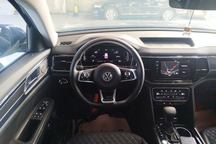 Used Volkswagen Teramont X 2020 Facelifted 330TSI Two-Wheel-Drive Luxury Edition Steering Wheel