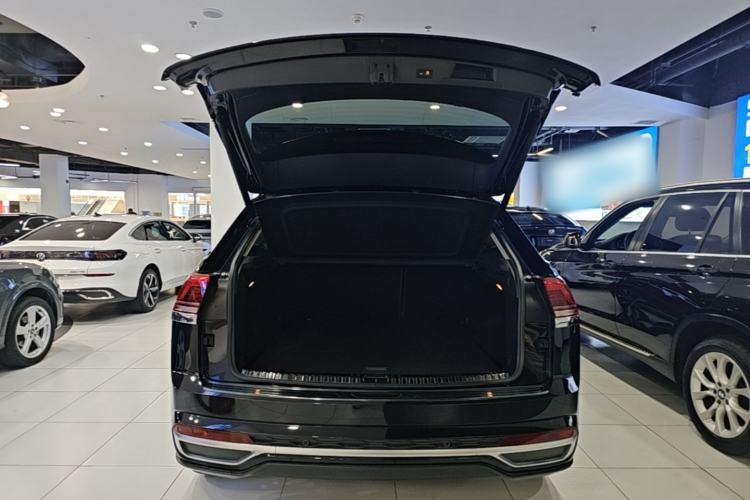 Used Volkswagen Teramont X 2020 Revised Version 380TSI Four-Wheel Drive Prestige Luxury Edition Trunk