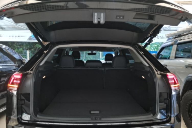Used Volkswagen Teramont X 2020 Facelifted 330TSI Two-Wheel-Drive Luxury Edition Trunk