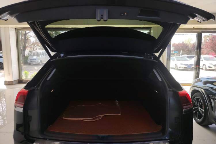 Used Volkswagen Teramont X 2020 Facelifted 330TSI Two-Wheel-Drive Luxury Edition Trunk