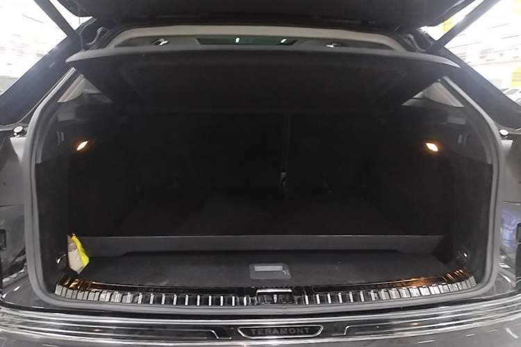 Used Volkswagen Teramont X 2020 380TSI Four-Wheel Drive Luxury Edition Trunk