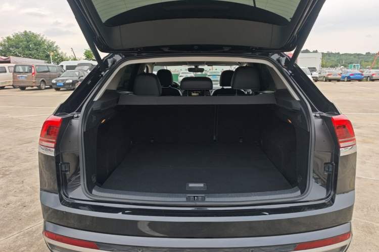 Used Volkswagen Teramont X 2020 Facelift 380TSI Four-Wheel Drive Luxury Edition Trunk