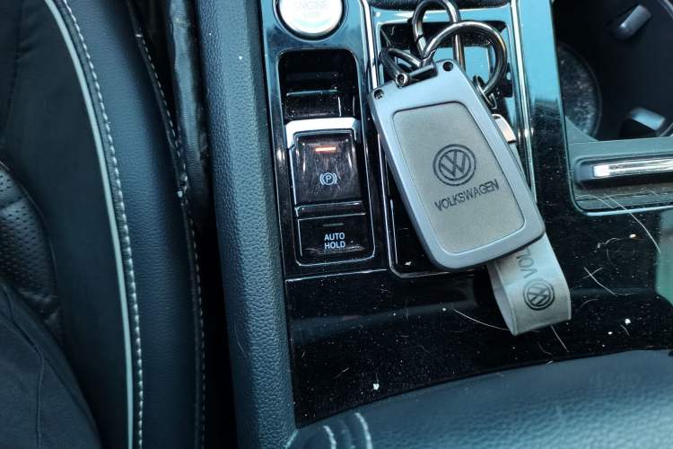 Used Volkswagen Teramont X 2020 330TSI Two-Wheel-Drive Prestige Luxury Edition Vehicle Key
