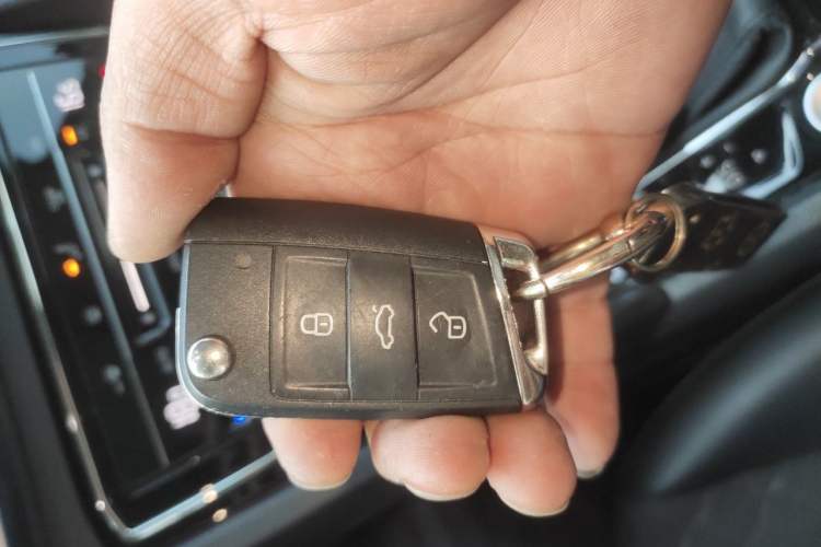 Used Volkswagen Teramont X 2020 Facelifted 330TSI Two-Wheel-Drive Luxury Edition Vehicle Key