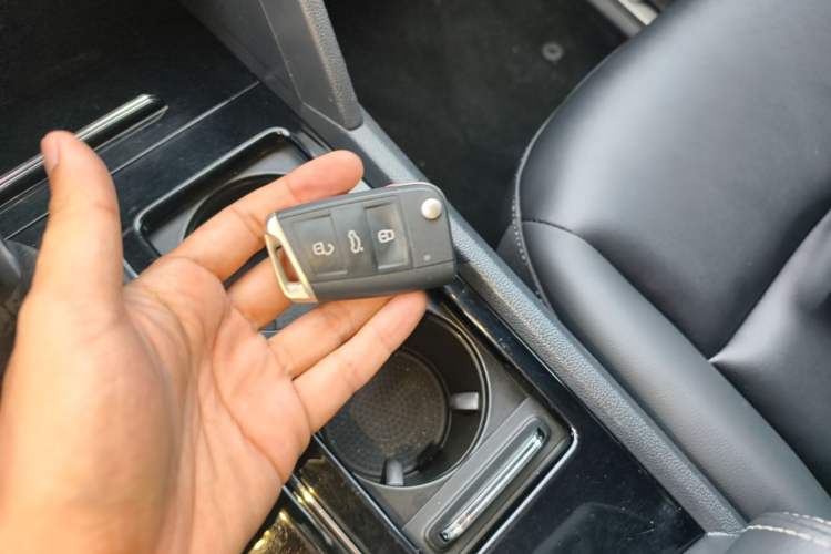 Used Volkswagen Teramont X 2020 Facelifted 330TSI Two-Wheel-Drive Luxury Edition Vehicle Key