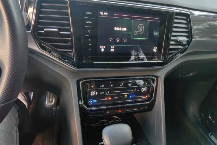 Used Volkswagen Teramont X 2020 Revised Version 530 V6 Four-Wheel Drive Prestige Luxury Edition Audio And AC Panel