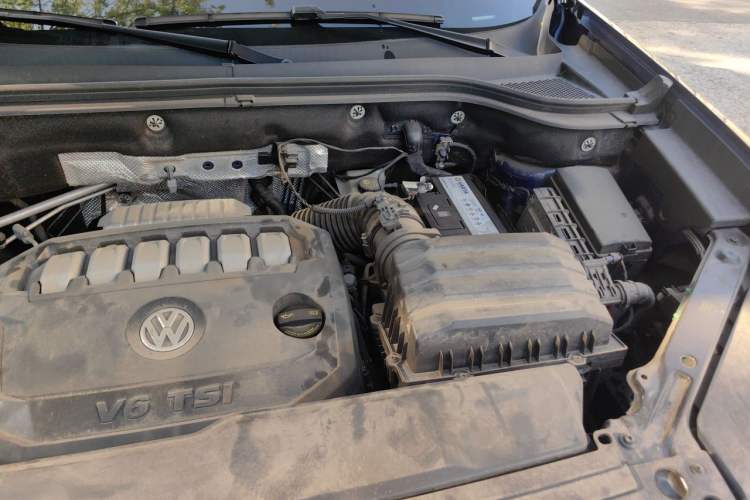Used Volkswagen Teramont X 2020 Revised Version 530 V6 Four-Wheel Drive Prestige Luxury Edition Engine Bay Left