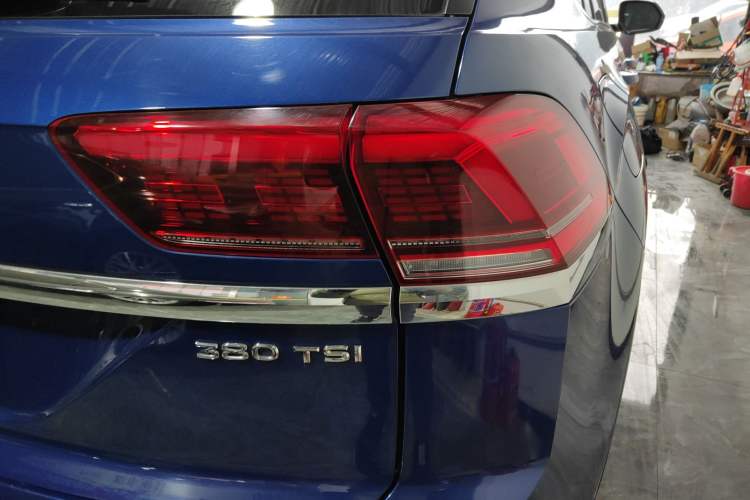 Used Volkswagen Teramont X 2020 380TSI Four-Wheel Drive Luxury Edition Right Rear Taillight